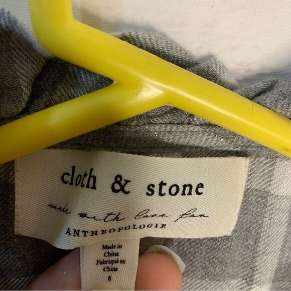 Cloth & Stone small or medium gray top - Picture 5 of 5